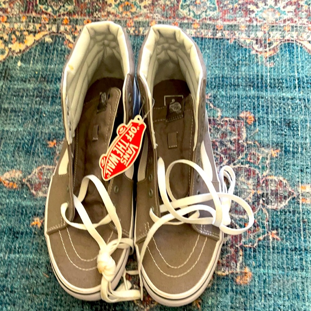 Men’s gray Vans high top